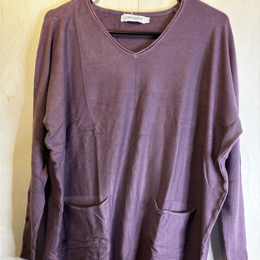 Women’s Purple V-Neck Sweater